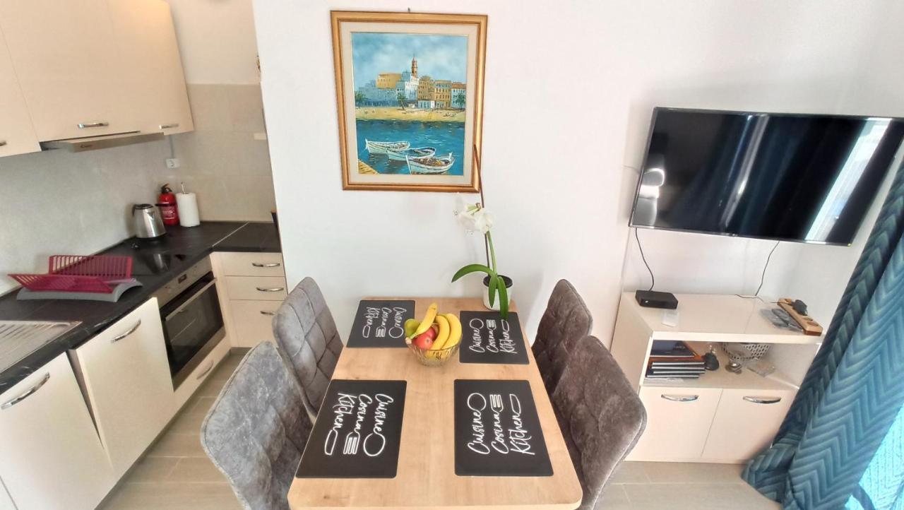 Jakopovic Apartments Rogoznica  Esterno foto