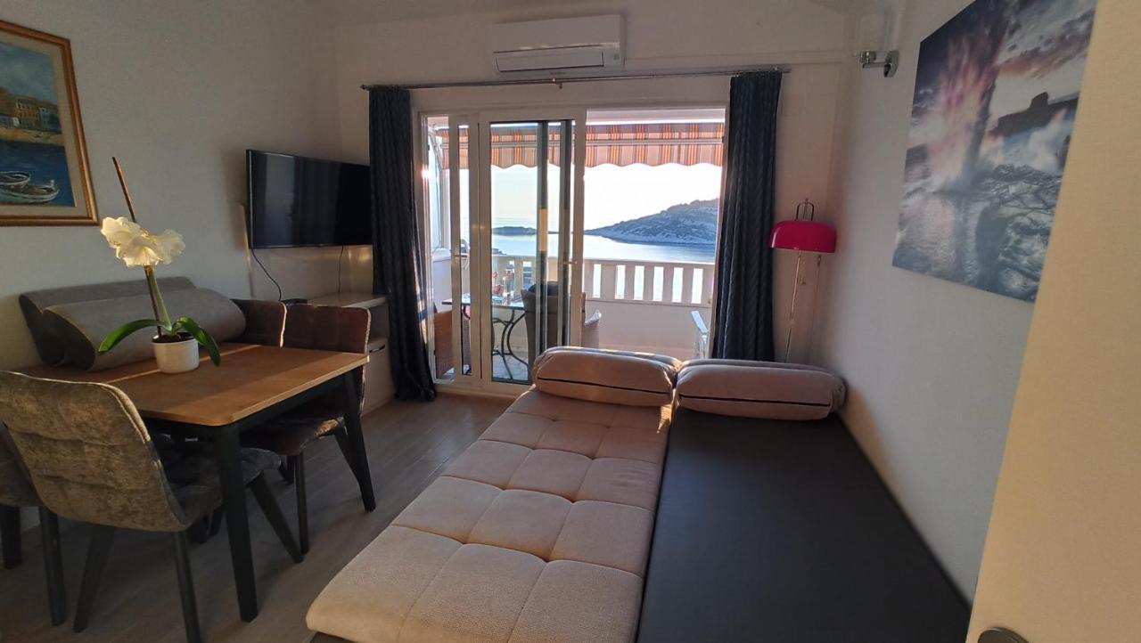 Jakopovic Apartments Rogoznica  Esterno foto