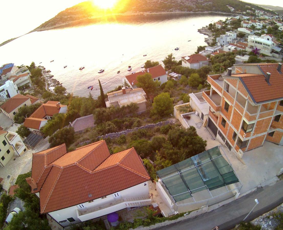 Jakopovic Apartments Rogoznica  Esterno foto